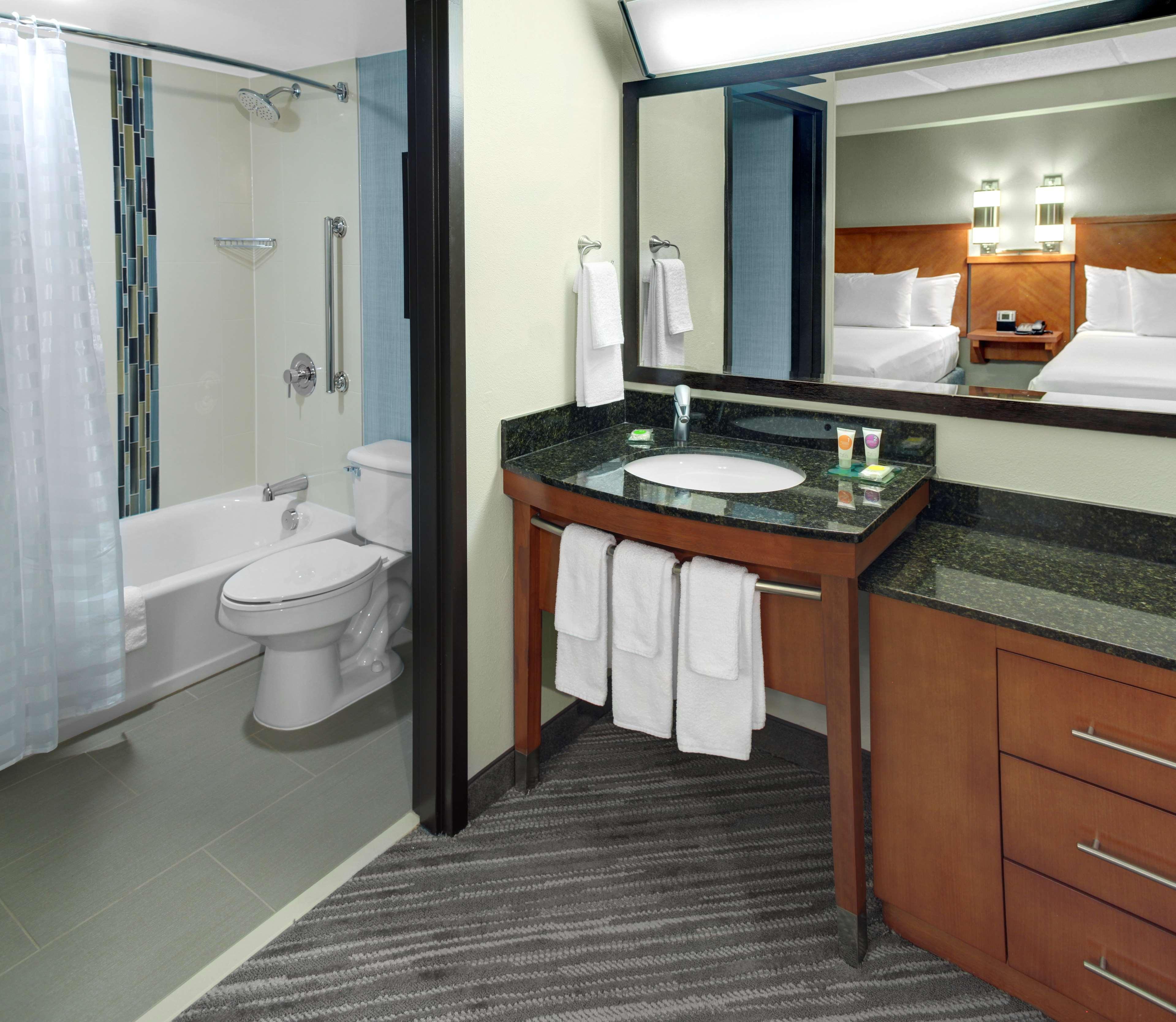 Hyatt Place Pittsburgh Airport - Robinson Mall Robinson Township Exterior foto